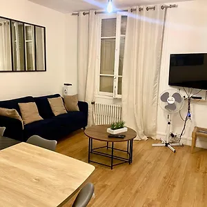 Apartment Michel Ange Spacious Michel Ange - 8p, Paris